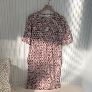 Crew Neck Floral Enchanting Bloom Print Dress